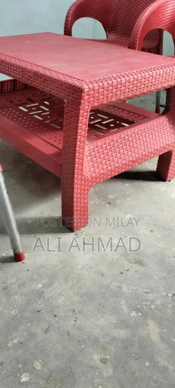 Durable Plastic Chairs with Steel Legs