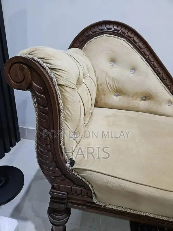 Chanoooti Dewan Furniture Piece - Traditional Design