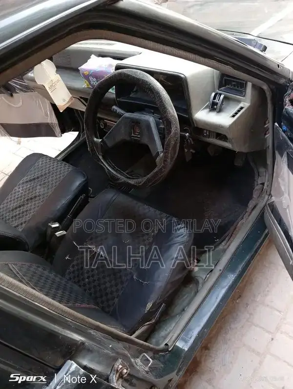 1986 Daihatsu Charade - Japanese Assembled Classic Sedan