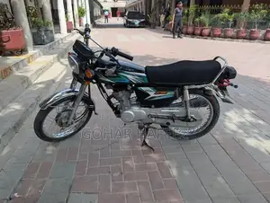 Honda CG 125 Motorcycle - Black, Pristine Condition