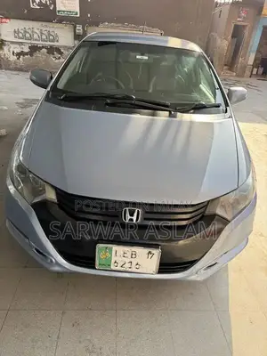 Photo - Honda Insight Sedan - Low Mileage, Clean Condition