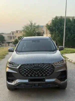 Photo - Chery Tiggo 8 Pro - 2024 Compact SUV, Low Mileage, First Owner