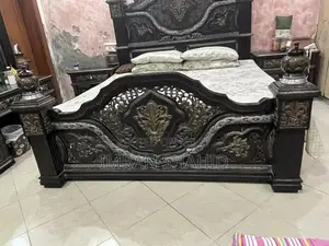 Chinioti Handcrafted Pure Wood Bed Set with Dressing Table