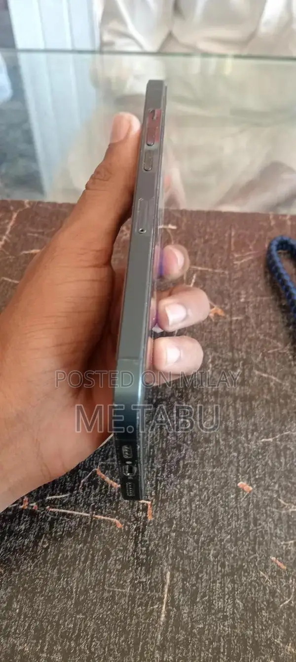 Mobile Phone 70 256GB Factory Unlocked Smartphone