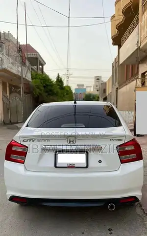 Honda City Aspire 2015 Sedan - Reliable Compact Car