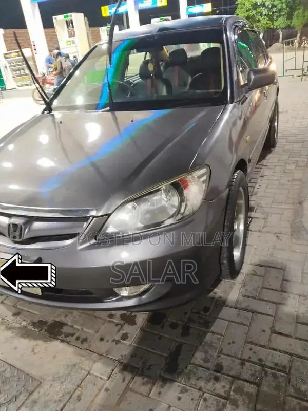 Honda Civic 2004/5 Sedan - Well-Maintained Karachi Registered Vehicle