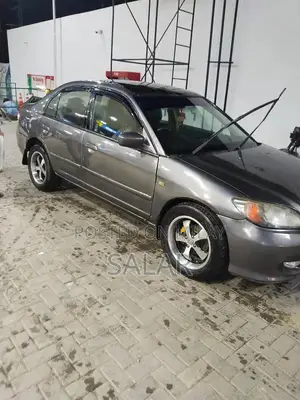 Honda Civic 2004/5 Sedan - Well-Maintained Karachi Registered Vehicle