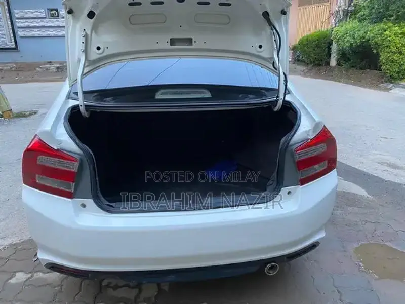 Honda City Aspire 2015 Sedan - Reliable Compact Car