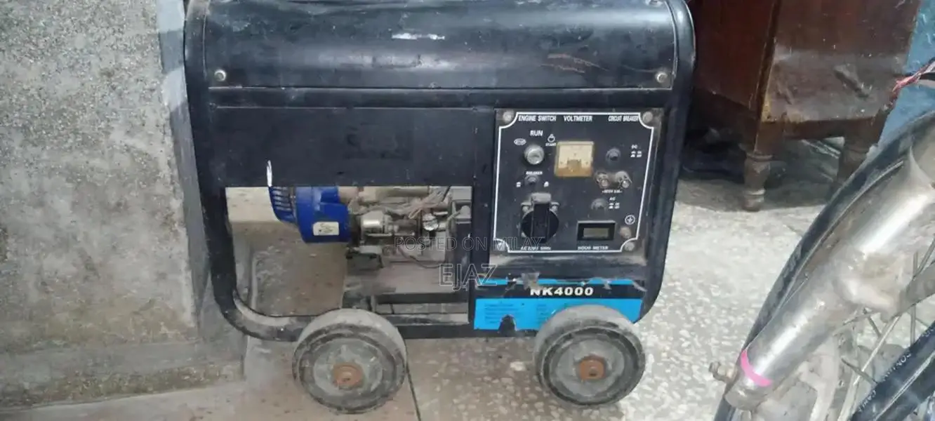 Nokia NK 4000 Portable Petrol Generator Black