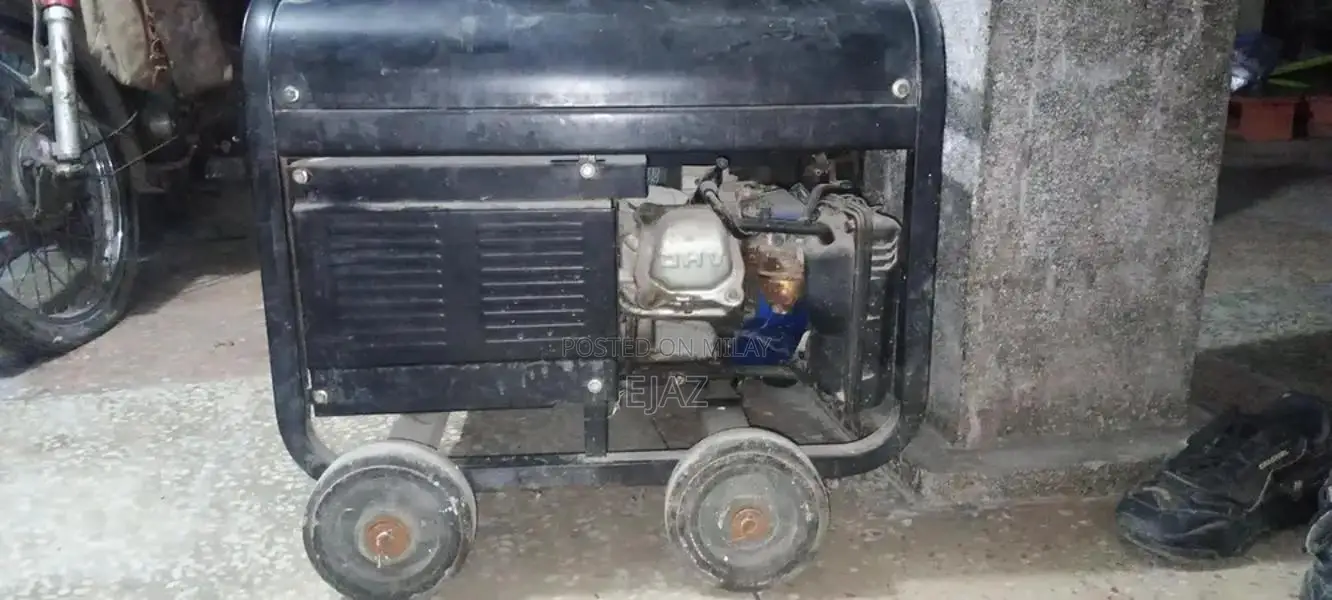 Nokia NK 4000 Portable Petrol Generator Black