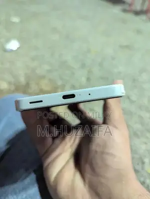 High-Performance Mid-Range Smartphone with Large Storage