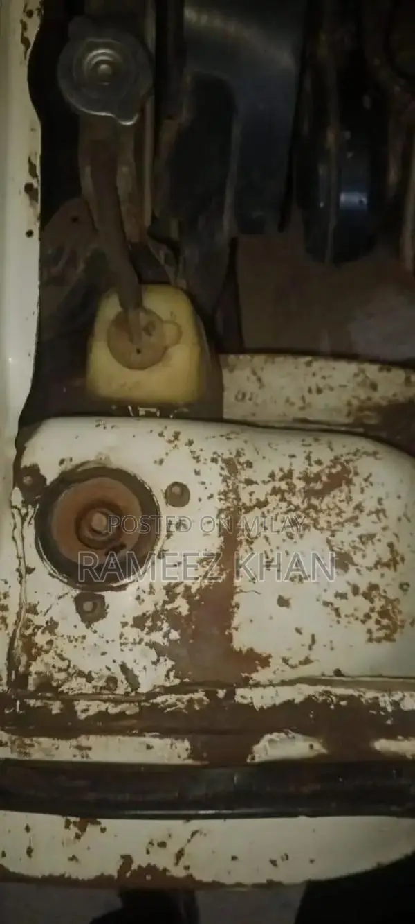 2012 Suzuki Ravi Pickup Truck - Reliable Commercial Vehicle