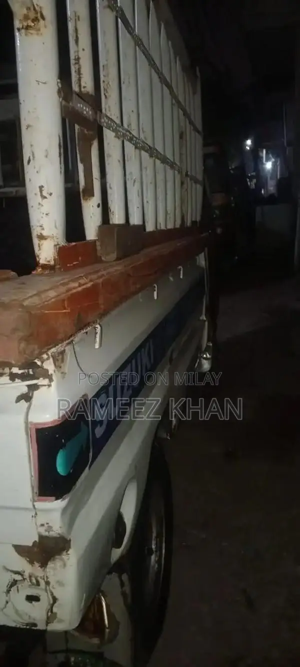 2012 Suzuki Ravi Pickup Truck - Reliable Commercial Vehicle