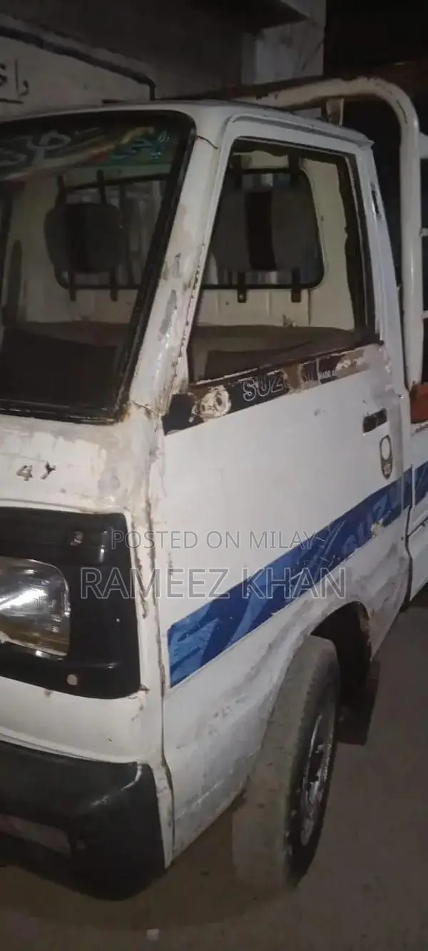 2012 Suzuki Ravi Pickup Truck - Reliable Commercial Vehicle