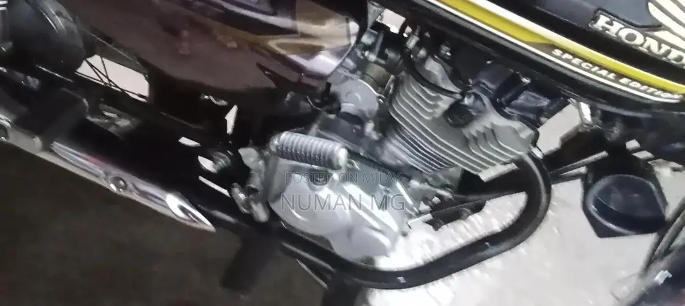 Honda CG 125 Motorcycle Self-Start Commuter Bike