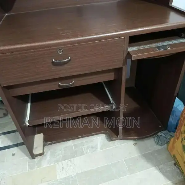 Computer Trali - Home Furniture Piece