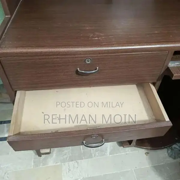 Computer Trali - Home Furniture Piece