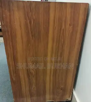 Versatile Computer Table for Laptop and Workspace