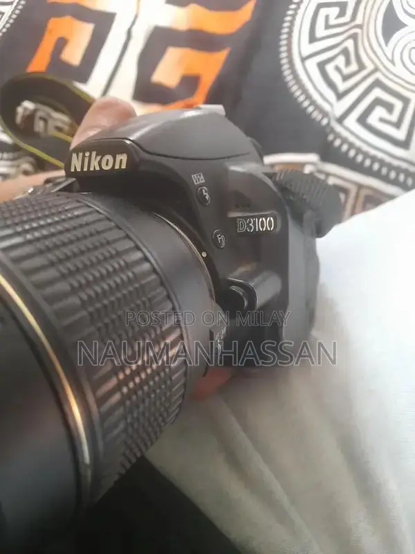Nikon D3100 DSLR Camera with 70-300mm Lens