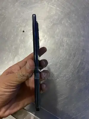 High-Performance Smartphone with Large Storage and Battery