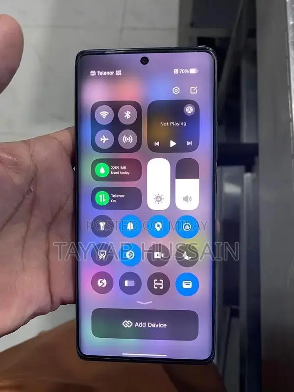 High-Performance Smartphone with Large Storage and Battery