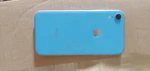 Apple iPhone XR 128GB Factory Unlocked Smartphone