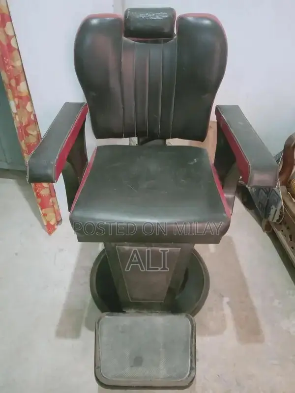 Salon Chair in Red and Black with Compact 10x10 Design