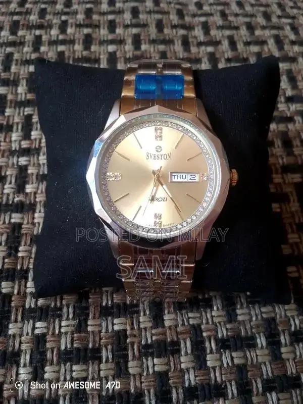 Sveston Men's Quartz Watch - 39mm Japanese Movement Crystal Glass