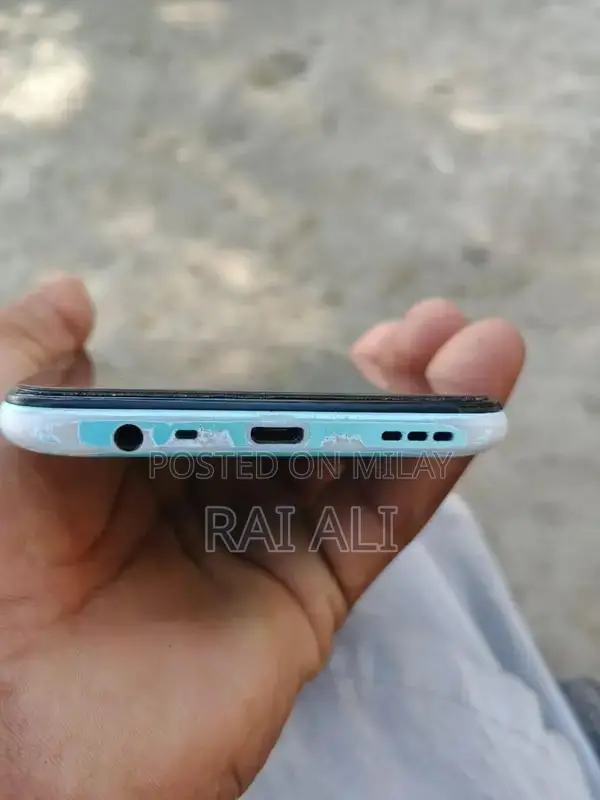 Oppo A31 Smartphone 4GB RAM 128GB Storage