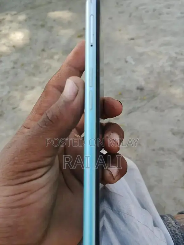 Oppo A31 Smartphone 4GB RAM 128GB Storage