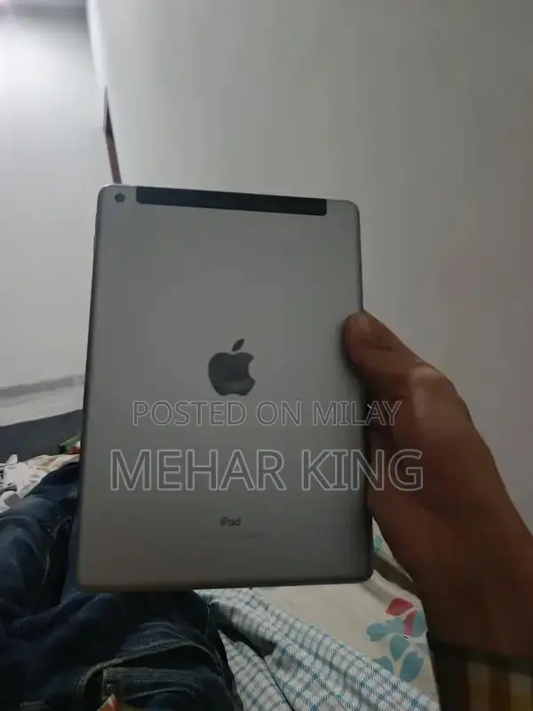 iPhone 11 128GB Smartphone with Gaming Performance