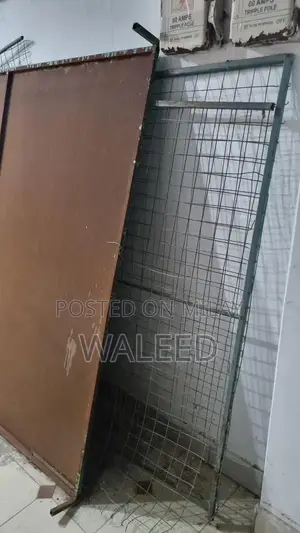 Pet Cage for Cats and Birds - Multi-Purpose Animal Enclosure