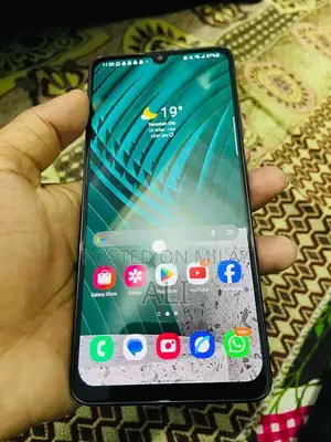 Galaxy A32 Dual SIM Smartphone with High Performance Features