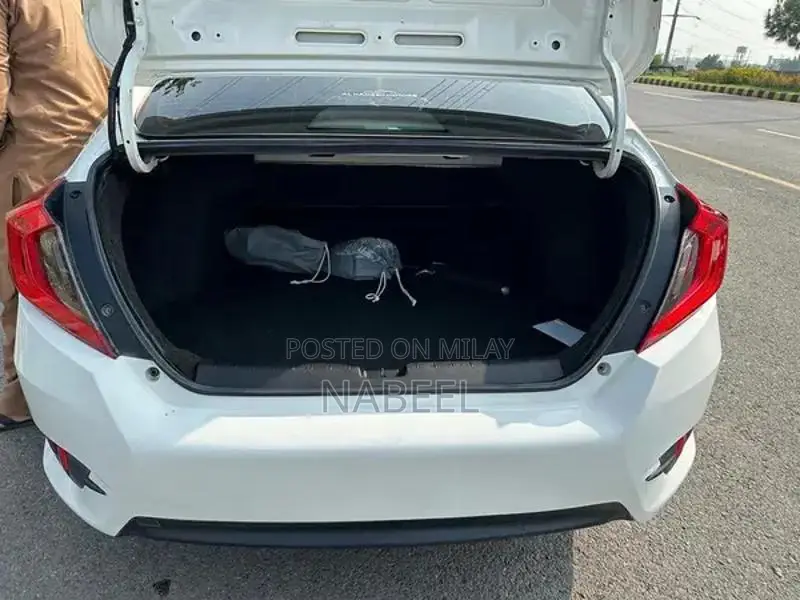 Honda Civic Full Option Sedan - Imported Second-Owner Vehicle