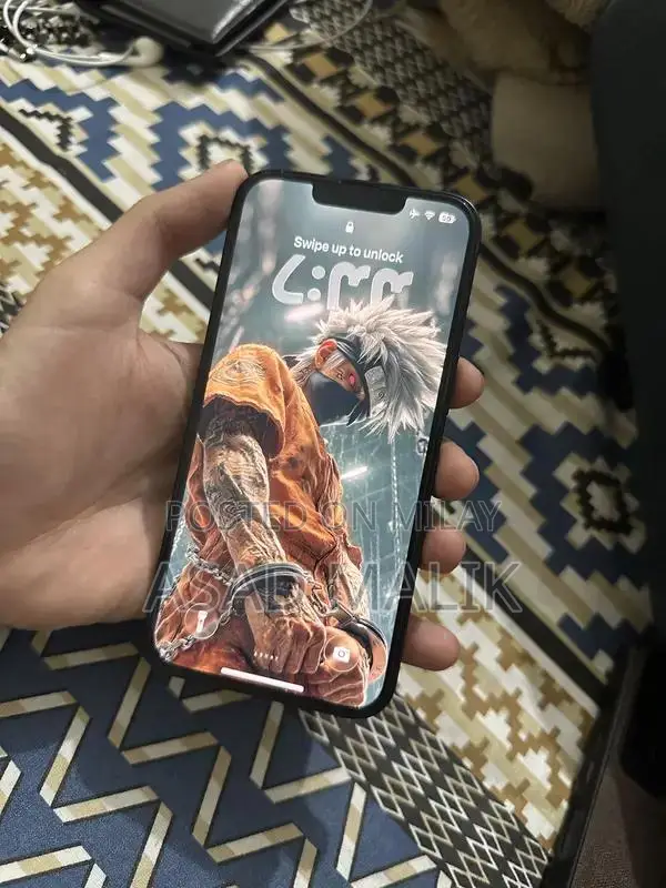 Apple iPhone 13 - High-Quality 128GB Smartphone