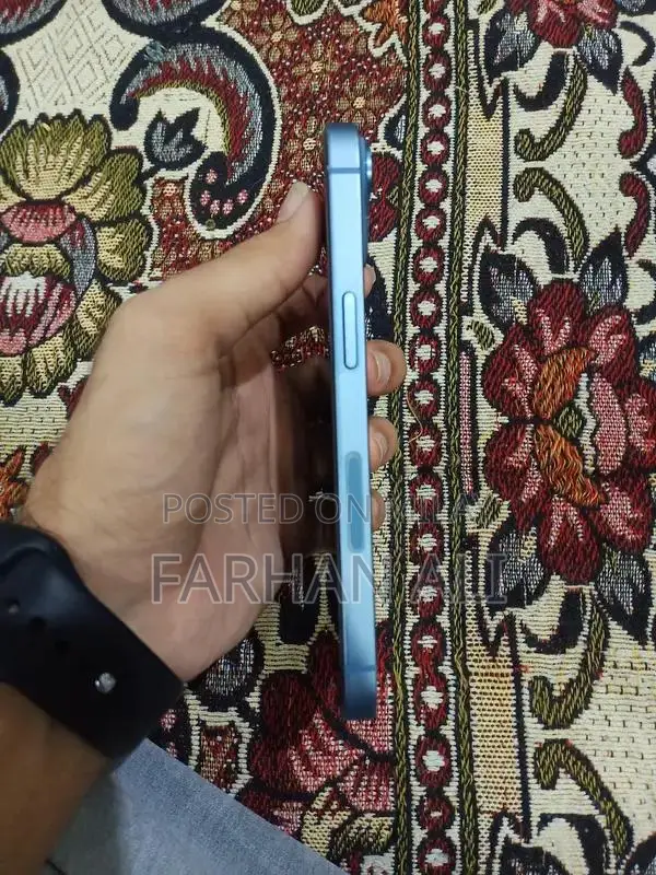 Apple iPhone 14 Factory Unlocked Smartphone