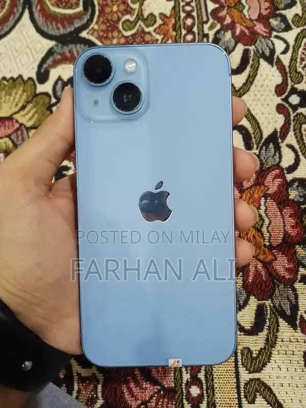 Apple iPhone 14 Factory Unlocked Smartphone