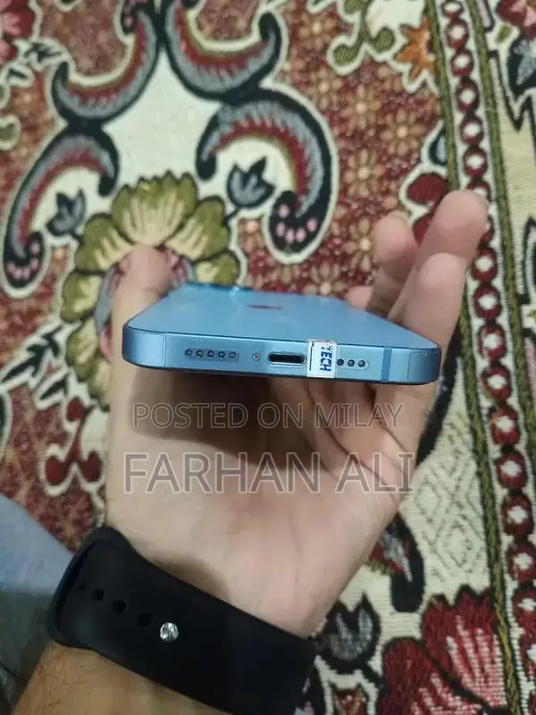 Apple iPhone 14 Factory Unlocked Smartphone