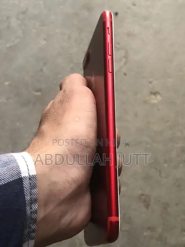 Apple iPhone 7 Plus 128GB Smartphone in Excellent Condition