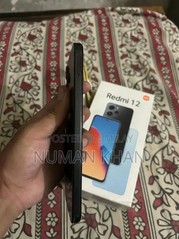 Redmi 12 Smartphone 8GB RAM 128GB Storage Pristine Condition