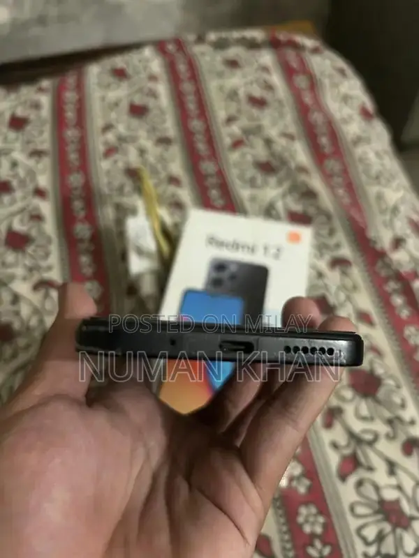 Redmi 12 Smartphone 8GB RAM 128GB Storage Pristine Condition
