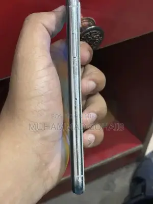 Apple iPhone X 256GB Fully Unlocked Smartphone