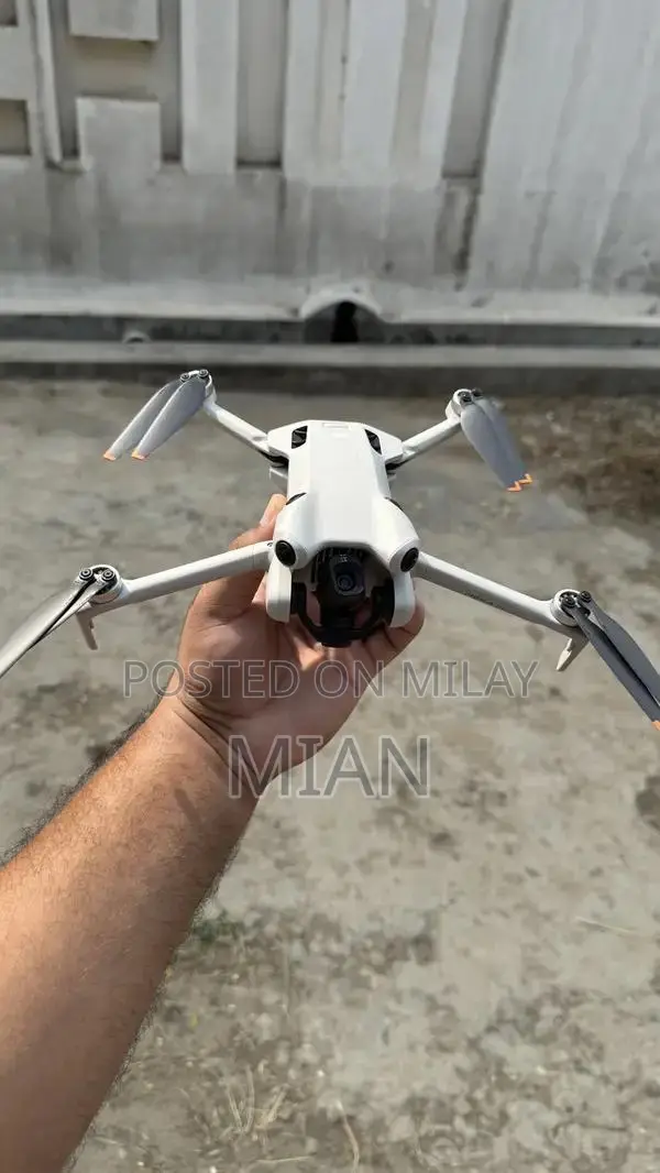 DJI Mini 4 Pro Drone - Pristine Condition, Minimal Usage