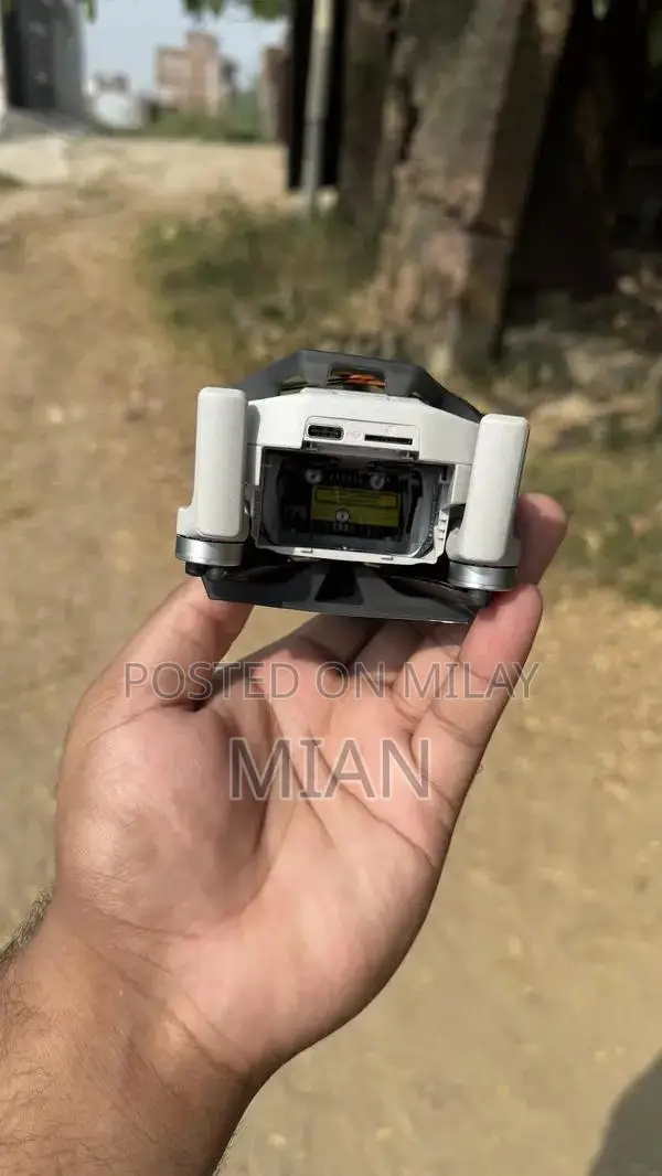 DJI Mini 4 Pro Drone - Pristine Condition, Minimal Usage