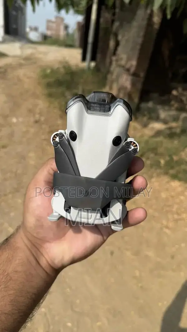 DJI Mini 4 Pro Drone - Pristine Condition, Minimal Usage