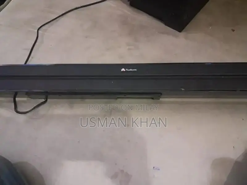 Audinic Prism 800 Audio Device in Excellent Condition