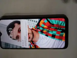 Ultra-Compact Smartphone with Advanced Storage Options