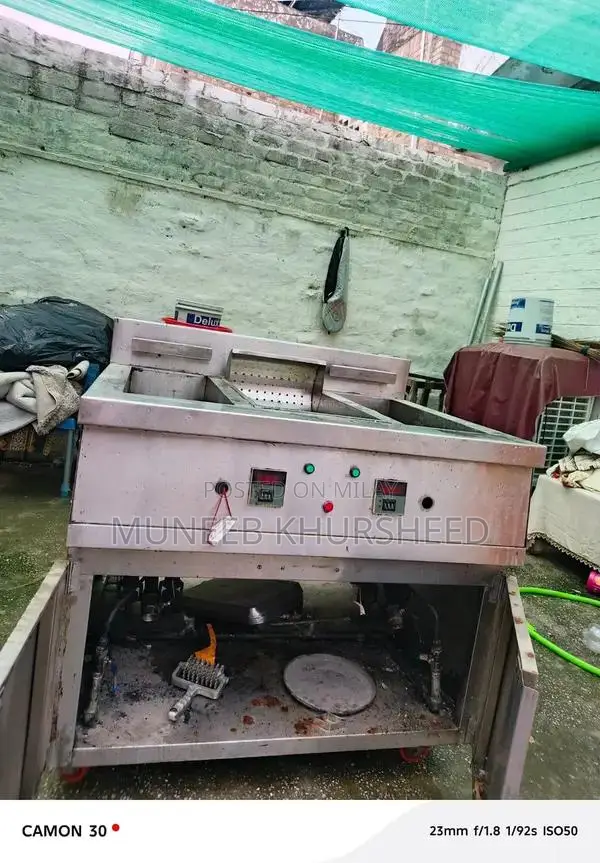 Air Fryer Kitchen Appliance - Lightly Used