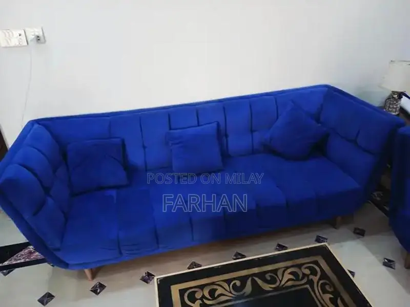 Modern 3-Piece Sofa Set in Excellent Condition