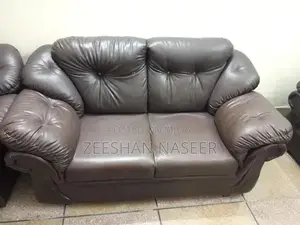 5-Seater Sofa - Excellent Condition - Great Living Room Furniture